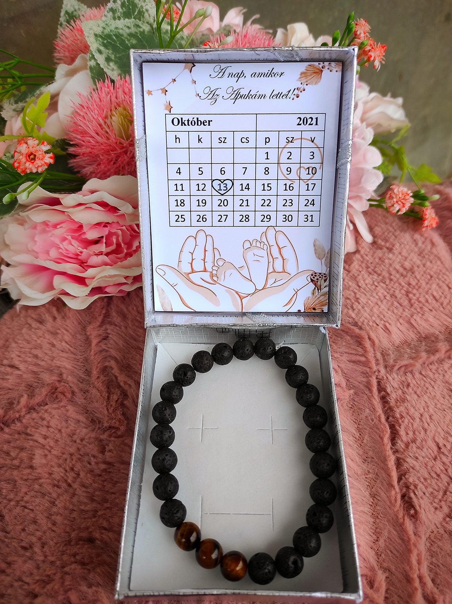 Lávakő apa emlékörző